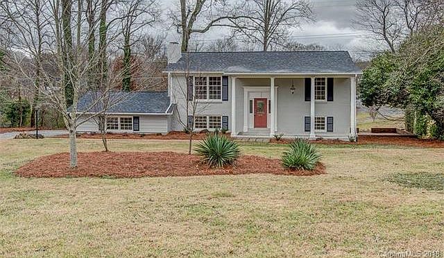 1st image of 3341 Deerwood Dr