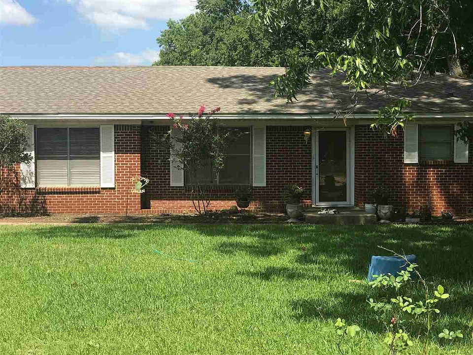 2nd image of 503 Wilson Rd
