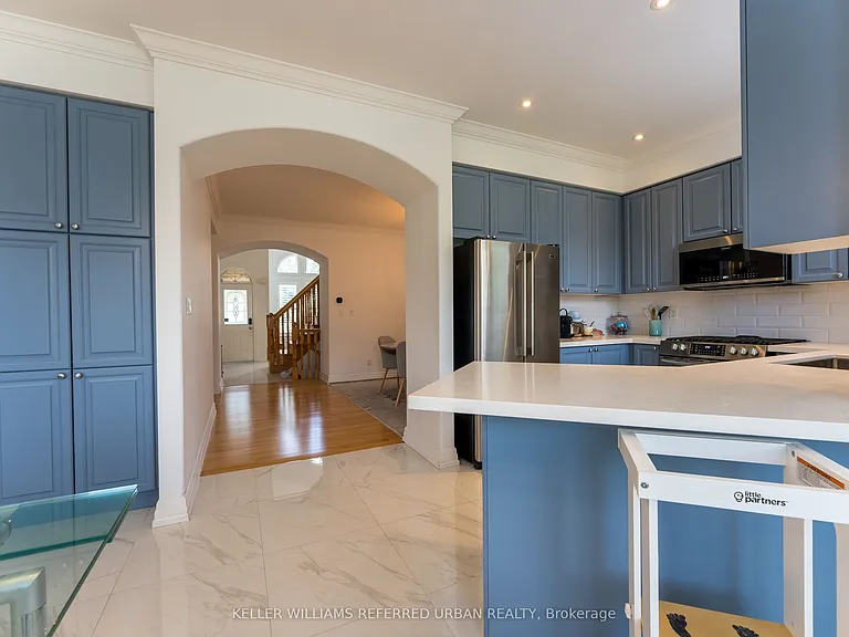 25 Ocean Ave — Photo 7