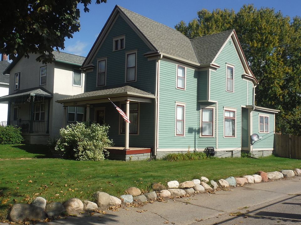 1st image of 1314 Fremont Ave N