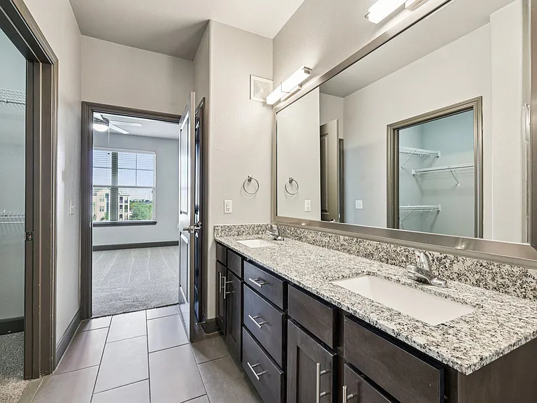 North Creek Apartments in Hutto, Texas
