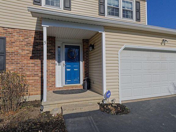 3rd image of 5 Merion Ave