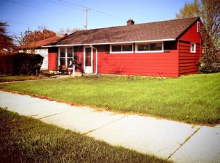 1649 Summit Ave, Racine, WI 53404