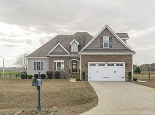 101 Northwinds Dr, Pikeville, NC 27863