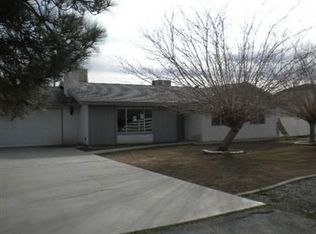 21193 Valencia St, Apple Valley, CA 92308