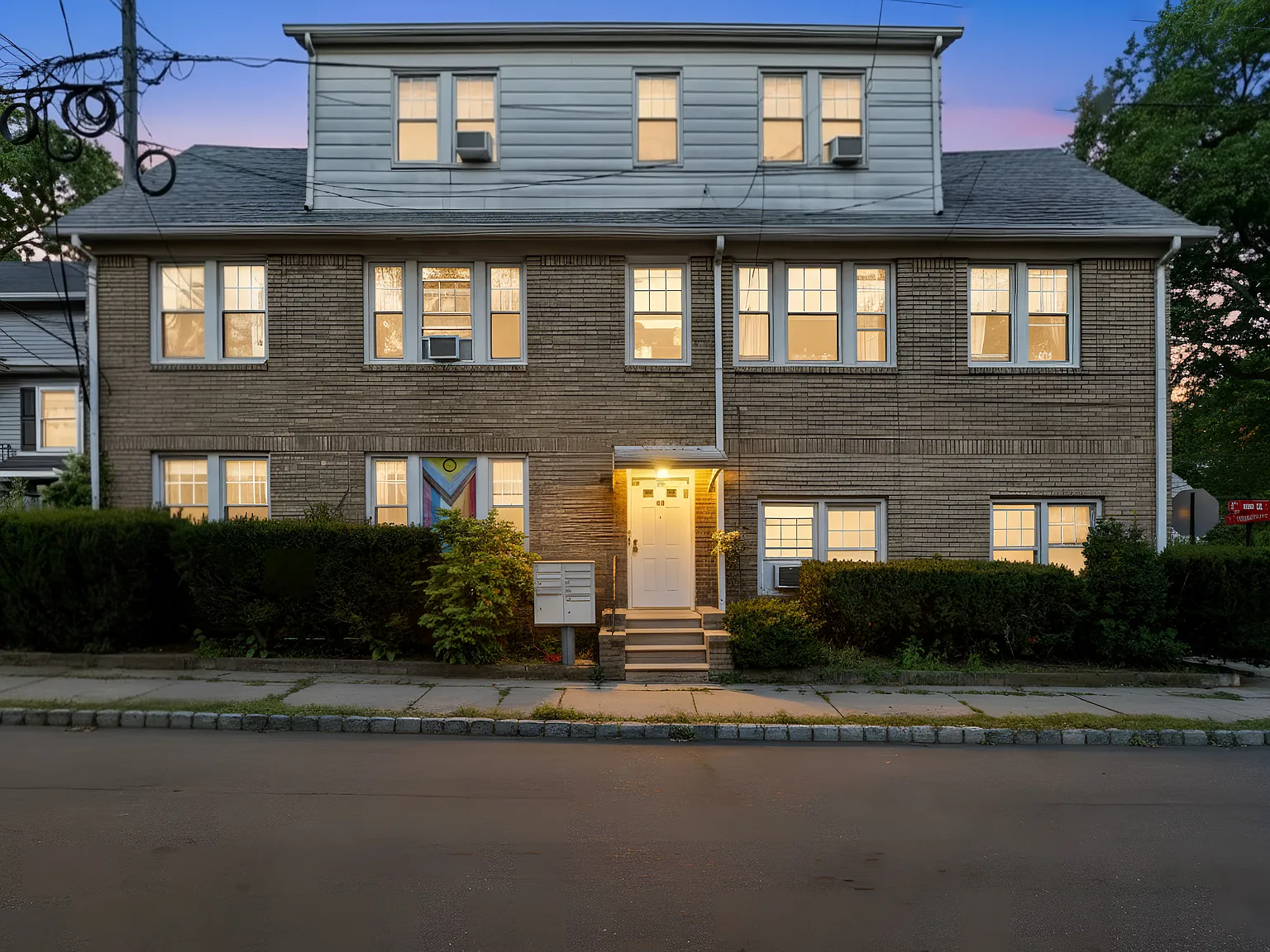 2 bed, $3,150 — Photo 1