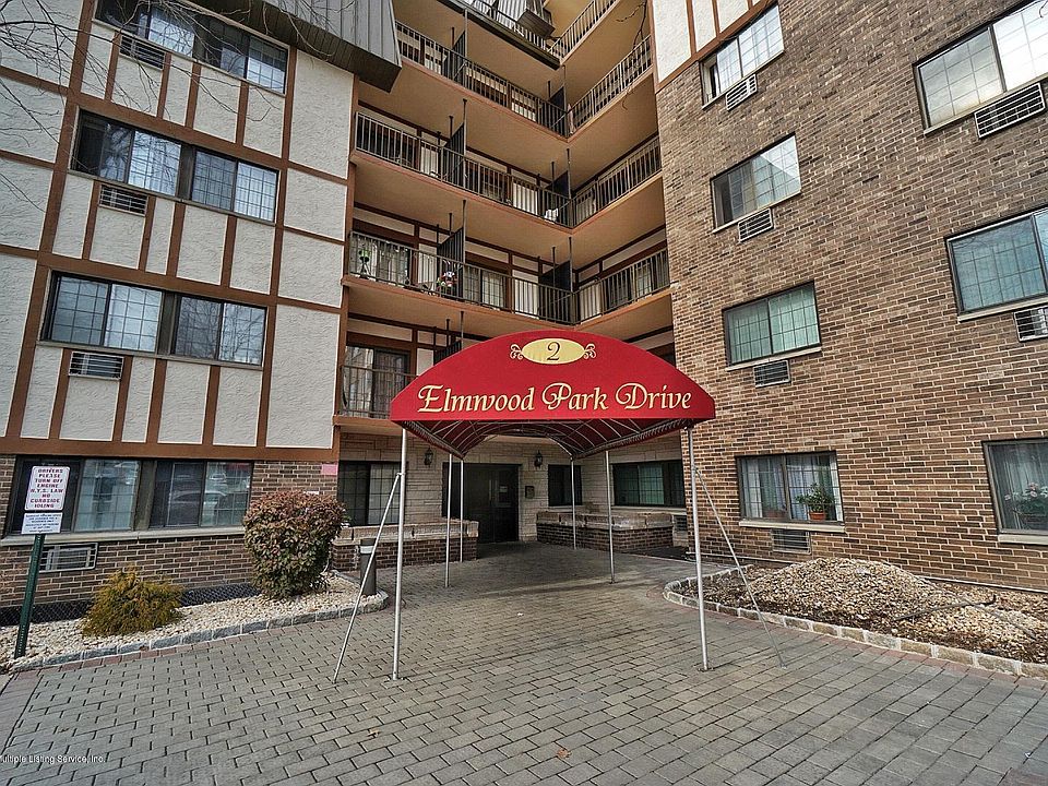 1st image of 2 Elmwood Park Dr APT 115