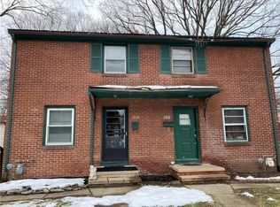 2818 Lake Ave, Rochester, NY 14612