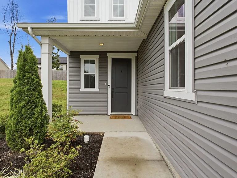 121 Timber Crest Trl — Photo 2