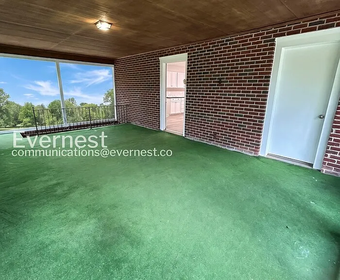 112 Tabor St — Photo 27