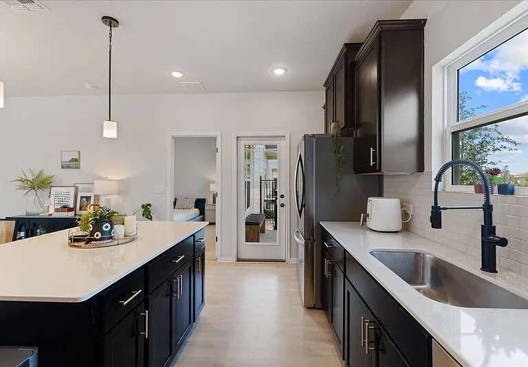 9800 Milton Albert Way — Photo 17