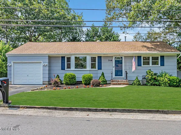 316 Seaman Avenue, Beachwood, NJ 08722