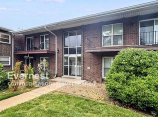 10368 Forest Brook Ln APT F, Saint Louis, MO 63146