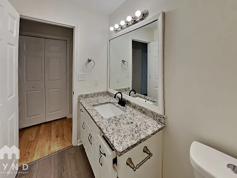 134 Oak Cir S — Photo 12