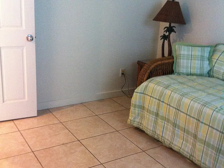 715 Caroline St #102 — Photo 11