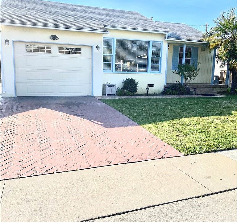 1st image of 5733 Blackthorne Ave