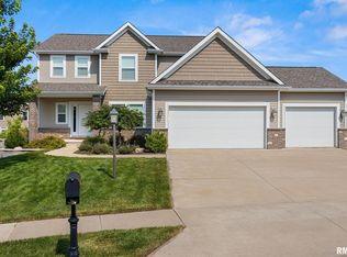 227 N Pennsylvania Ave, Morton, IL