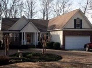 202 Fox Chape Dr, Irmo, SC 29063