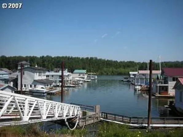 (undisclosed Address), Portland, OR 97230