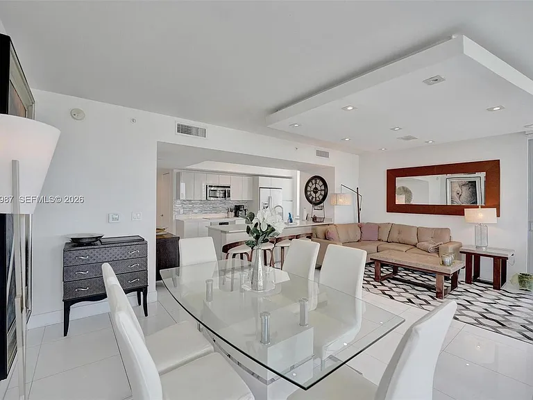 2600 E Hallandale Beach Blvd #T1902 — Photo 10