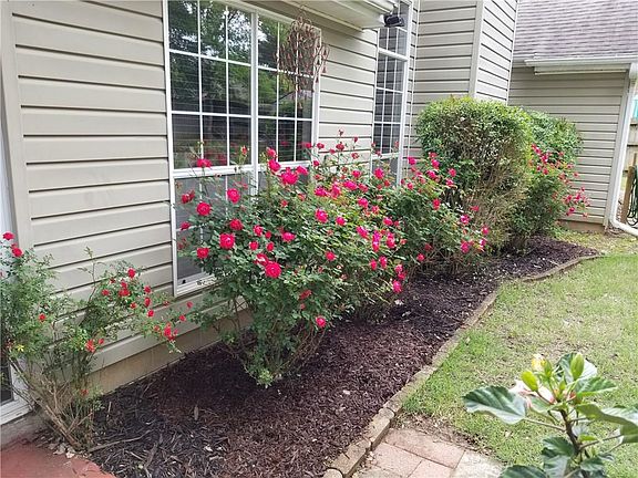 5th image of 1689 S Tallgrass Dr