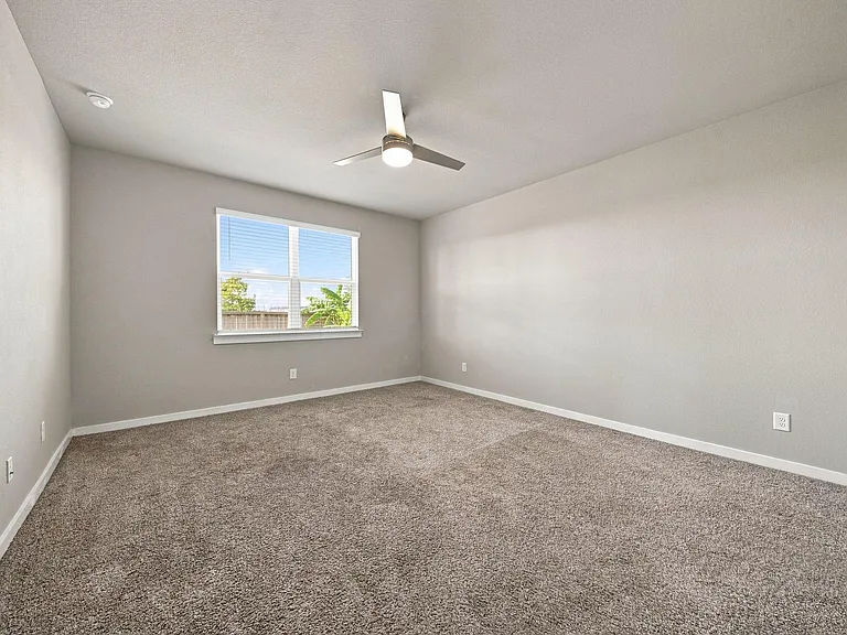 2807 Chancery Summit Ct — Photo 12