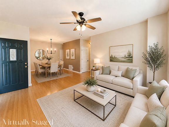 3rd image of 2485 Fountainhead Blvd Unit I-1