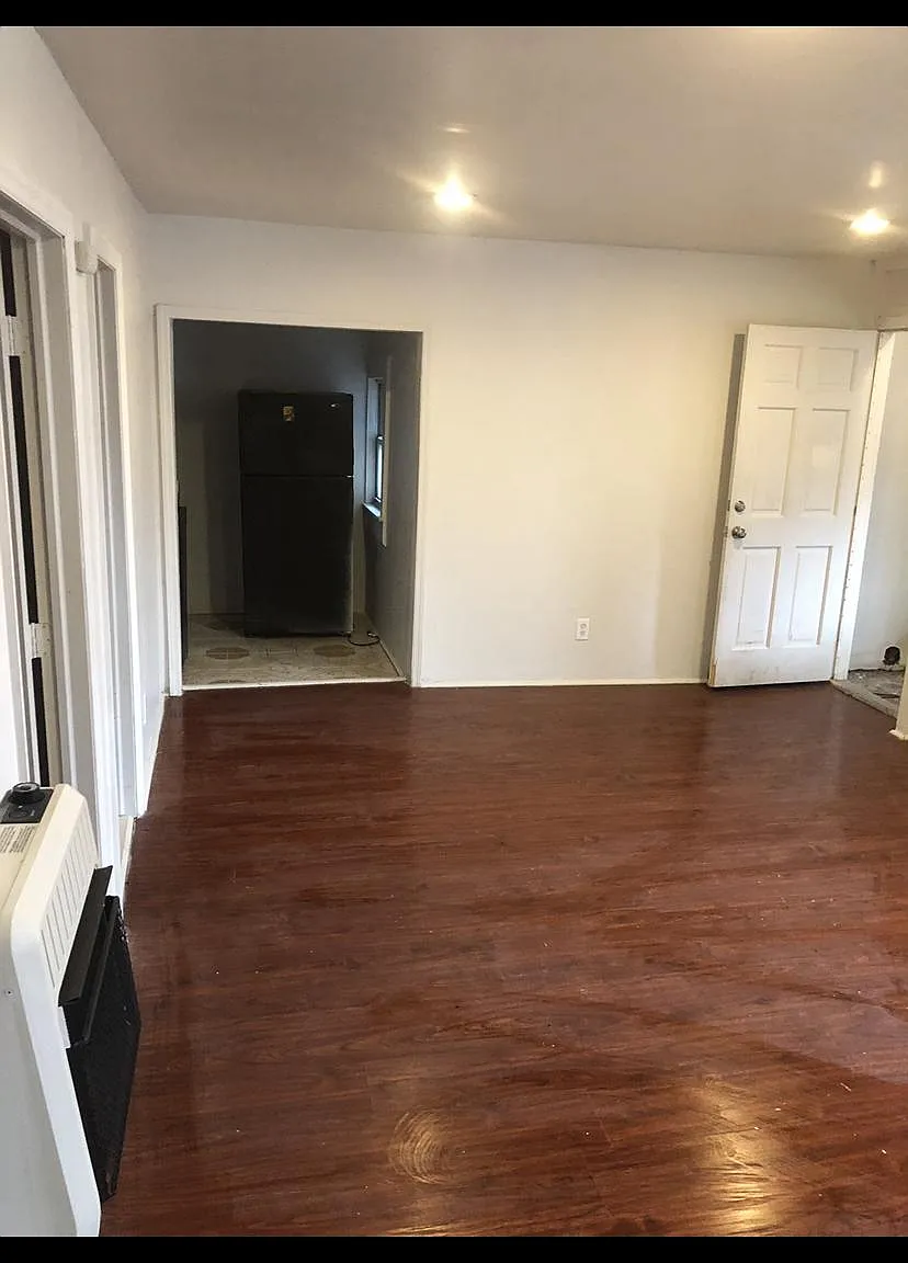 79 Lancaster St — Photo 1