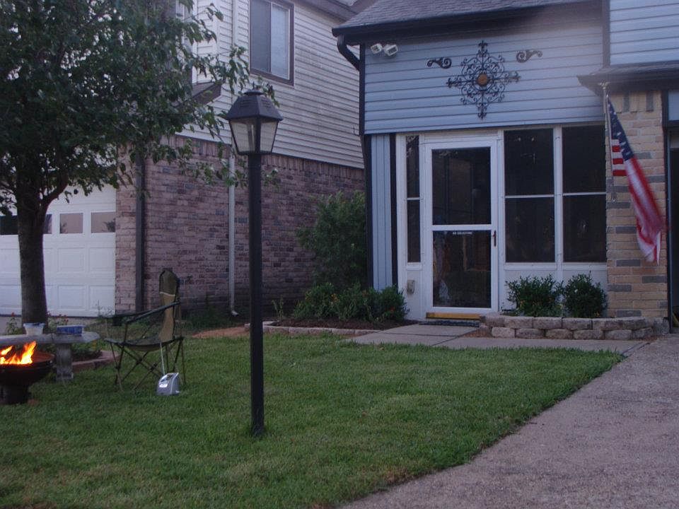 1st image of 6623 Autumn Flowers Dr
