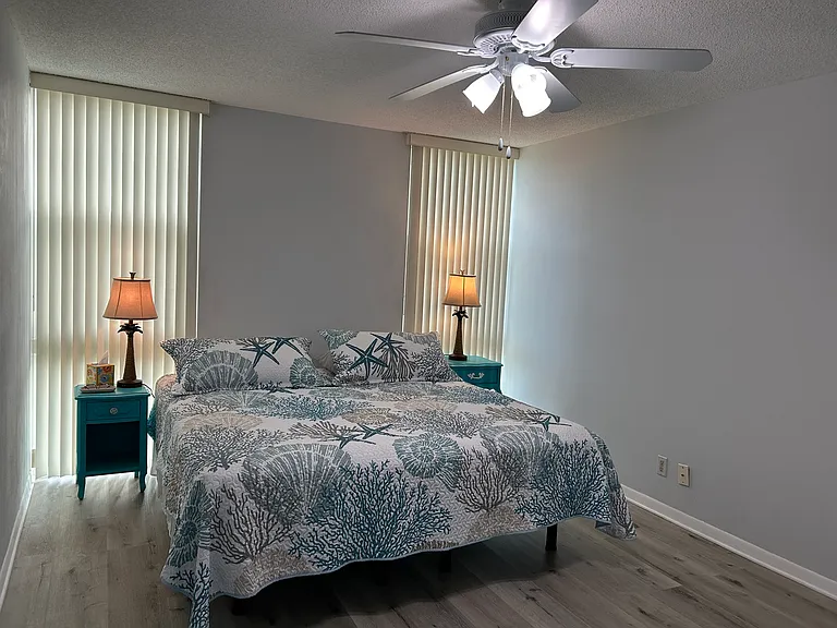 7400 Sun Island Dr #203 — Photo 8