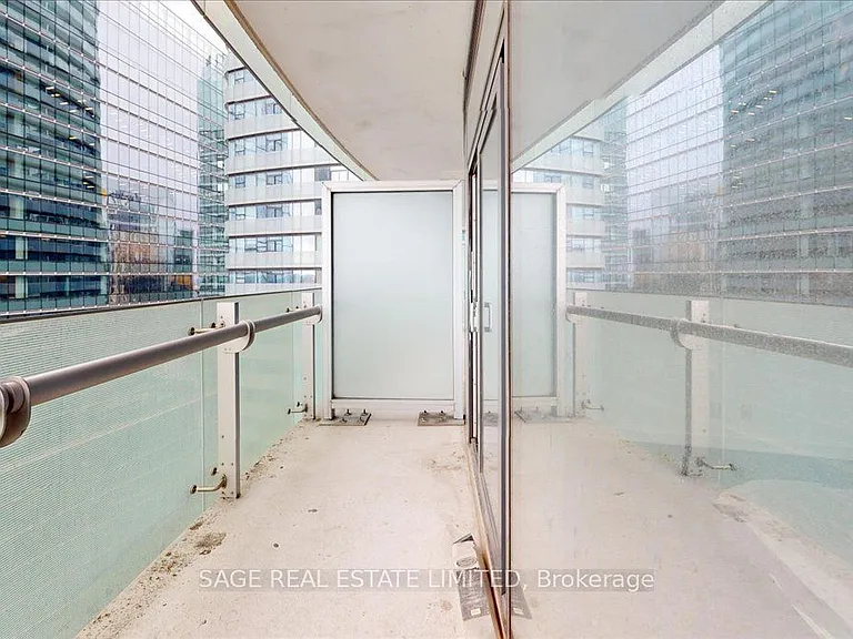 12 York St #3608 — Photo 16