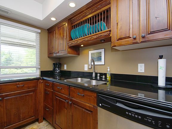 3rd image of 5809 S Waterbury Dr Unit F