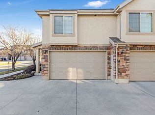 76 E Saddle Villa Dr, Draper, UT 84020