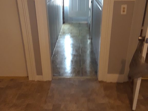 kitchen/hallway to 3rd flr