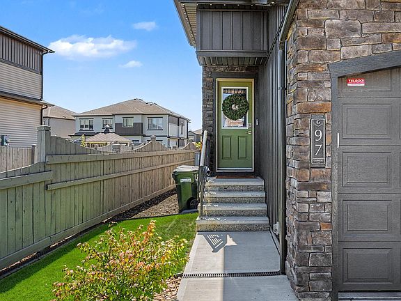 4th image of 97 Garneau Gate