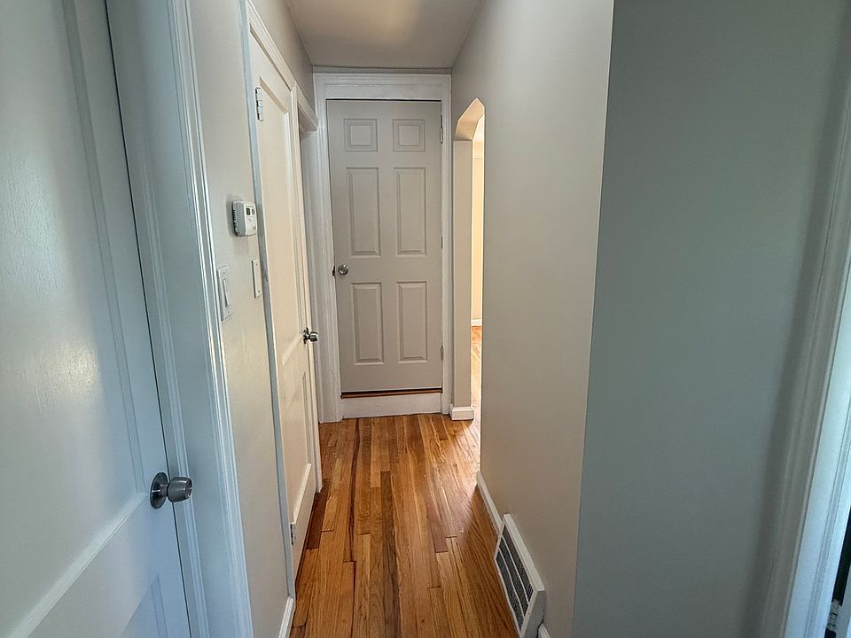 910 N Connecticut Ave, photo 7
