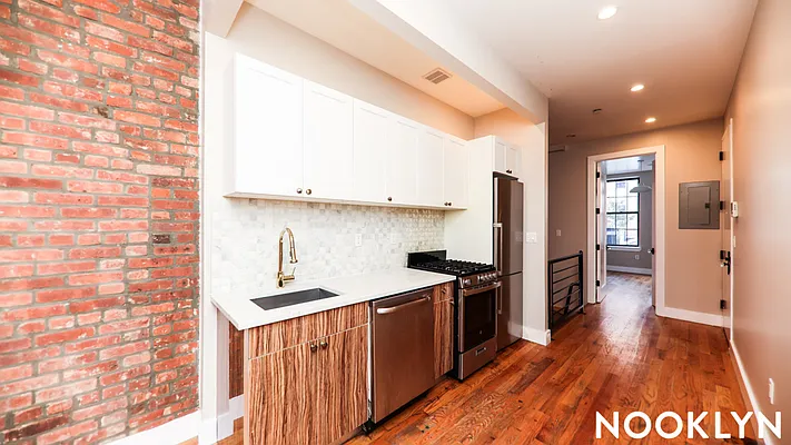 Rented by Nooklyn NYC LLC | media 20