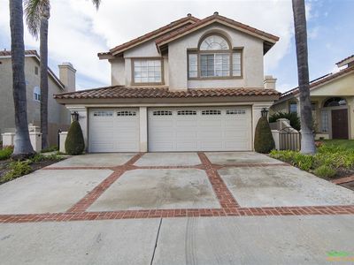 1583 Madrid Dr, Vista, CA, 92081