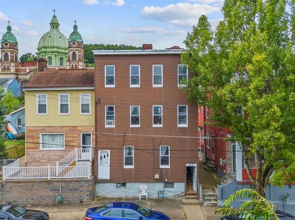 3038 Wiggins St, Pittsburgh, PA 15219