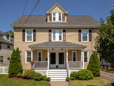 35 Eliot St, Watertown, MA, 02472