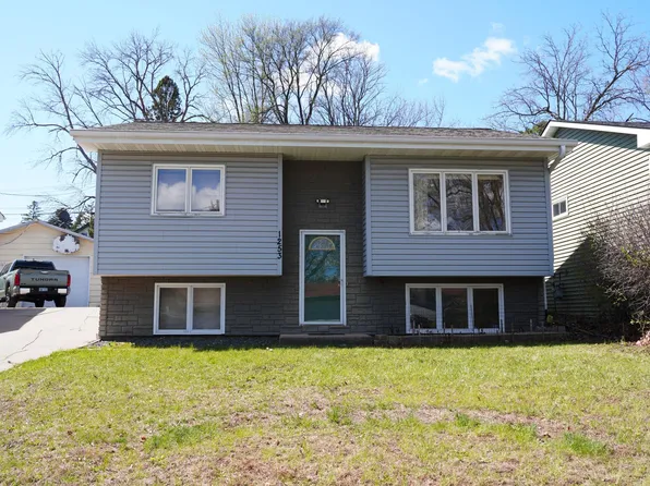 1253 Clark St, Saint Paul, MN 55130