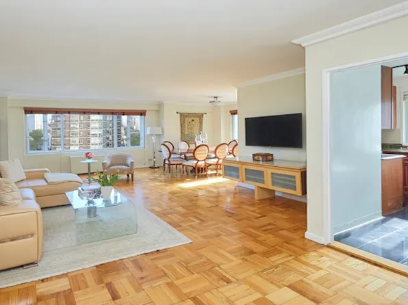 166 East 63rd Street image 1 of 8