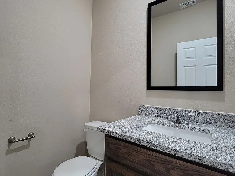 3909 Turner Ave — Photo 13