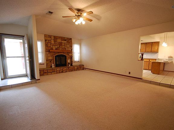 2nd image of 904 Rosewood Dr