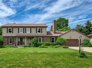 667 Clark Dr, Tallmadge, OH 44278