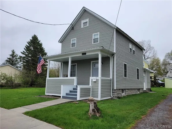 1312 Huntington St, Watertown, NY 13601