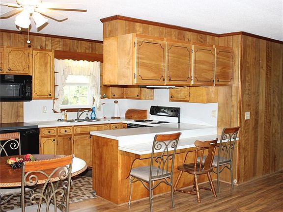 5th image of 1662 Ralph Joyce Rd