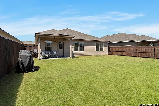 3 bed, 2.0 bath, 1544 sqft, $2,200 — Photo 4
