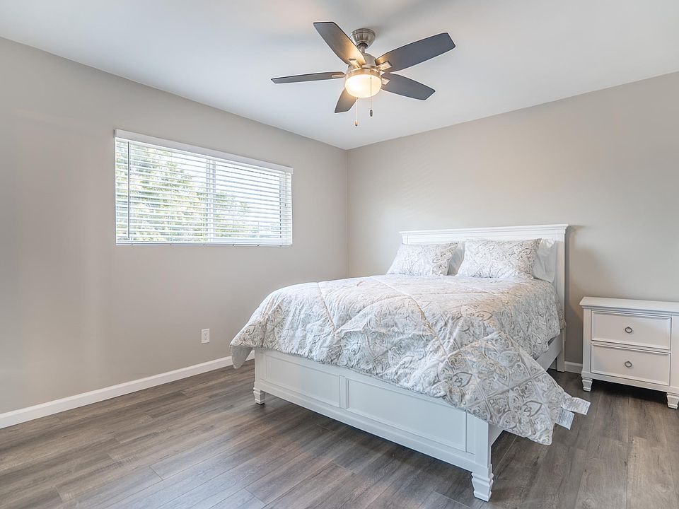 1st image of 2243 Grand Ave #15