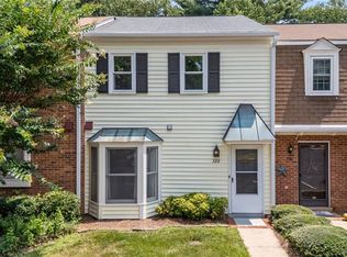 320 Oak Arbor Ln, Winston Salem, NC 27104